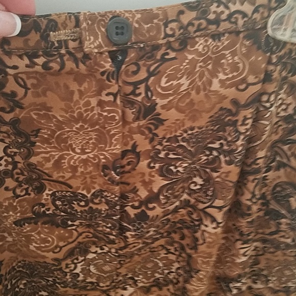 Skirt..get ready for Fall 🍂🍁🍂 - Picture 3 of 7